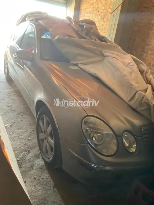 Mercedes E 200 2003 Champagne Used for Sale - 7