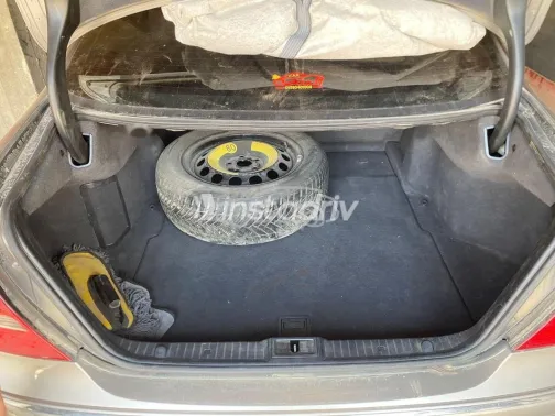 Mercedes E 200 2003 Champagne Used for Sale - 9