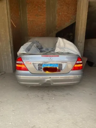 Mercedes E 200 2003 Champagne Used for Sale
