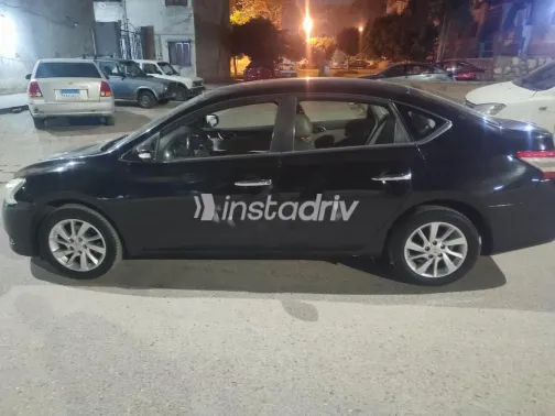 نيسان سنترا 2017 أبيض مستعملة للبيع - 5