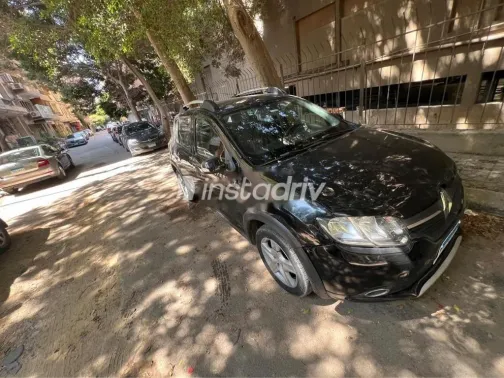 رينو سانديرو  ( ستيب  واى ) 2016 أسود مستعملة للبيع - 5