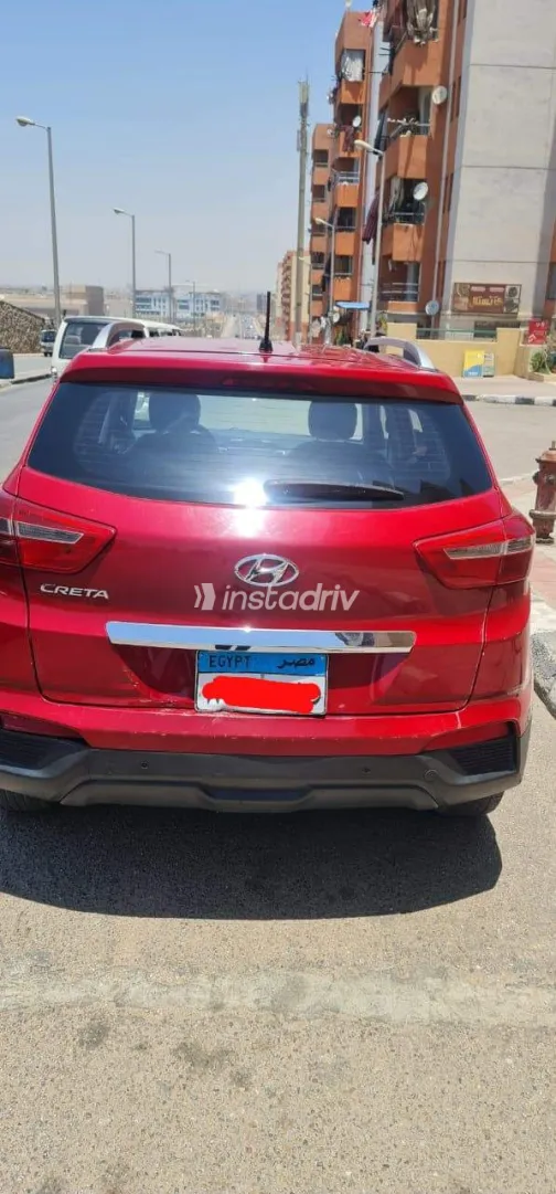 هيونداي كريتا 2017 أبيض مستعملة للبيع - 2
