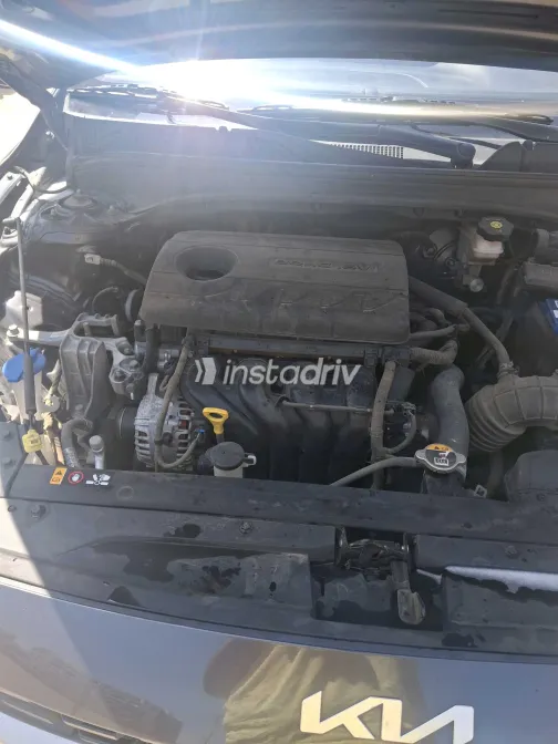 كيا جراند سيراتو 2022 أبيض مستعملة للبيع - 3