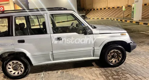 Suzuki Vitara 2003 Silver Used for Sale - 3