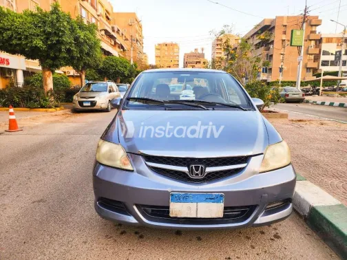 هوندا سيتى 2006 أبيض مستعملة للبيع - 1