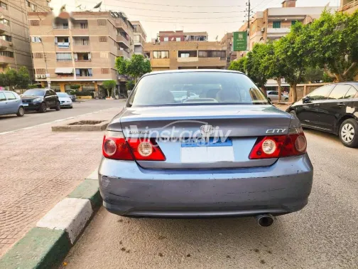 هوندا سيتى 2006 أبيض مستعملة للبيع - 2