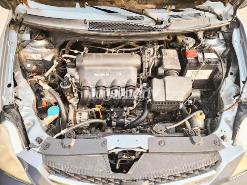 هوندا سيتى 2006 أبيض مستعملة للبيع - 9