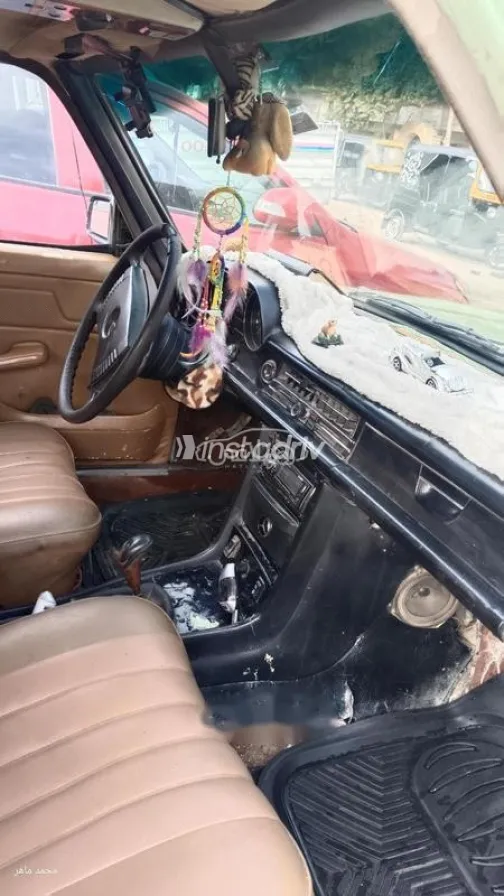 مرسيدس C 200 1975 أبيض مستعملة للبيع - 2