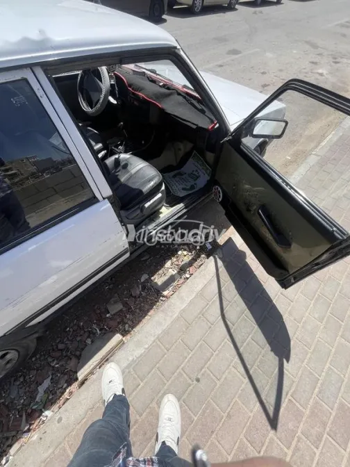 فيات شاهين 2005 أبيض مستعملة للبيع - 4