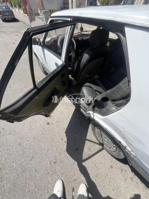 فيات شاهين 2005 أبيض مستعملة للبيع - 5