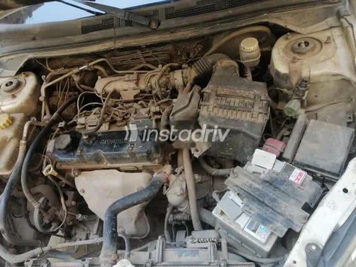 اسبيرانزا A516 2010 أبيض مستعملة للبيع - 6