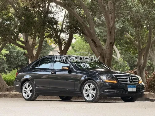 مرسيدس C 200 2013 رمادي مستعملة للبيع - 1