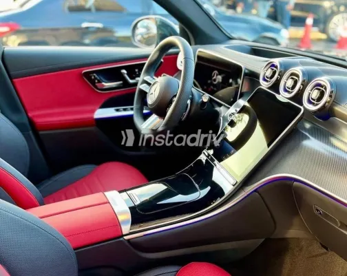 مرسيدس GLC 300 2025 أسود مستعملة للبيع - 3