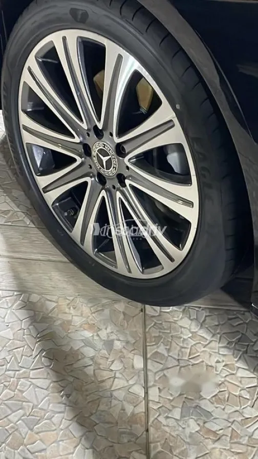 Mercedes E 200 2021 White Used for Sale - 8