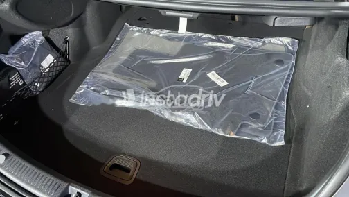 Mercedes E 200 2021 White Used for Sale - 9