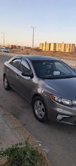 كيا سيراتو 2011 رمادي مستعملة للبيع