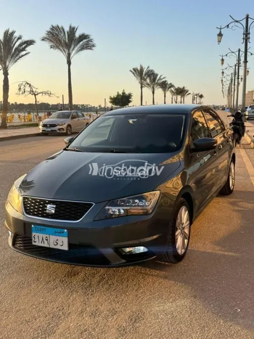 Seat Toledo 2019 Gray Used for Sale - 7