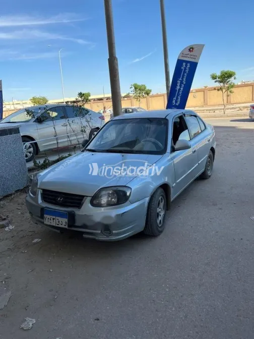 Hyundai Verna 2005 Silver Used for Sale - 2