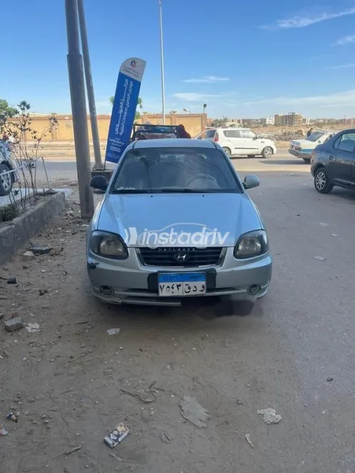 Hyundai Verna 2005 Silver Used for Sale - 3