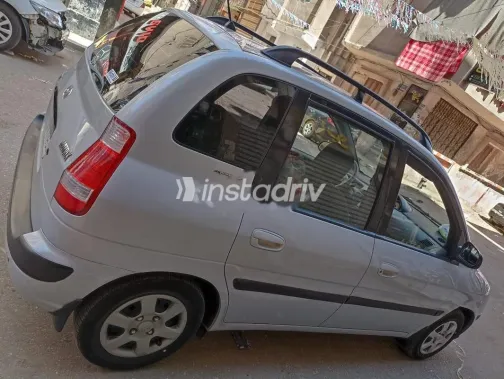 هيونداي جيتز 2009 فضي مستعملة للبيع - 6