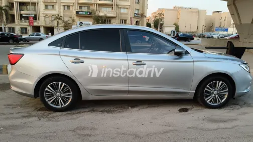 MG 5 2021 White Used for Sale - 10