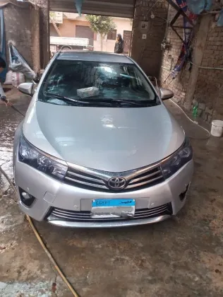 Toyota Corolla 2015 Gray Used for Sale
