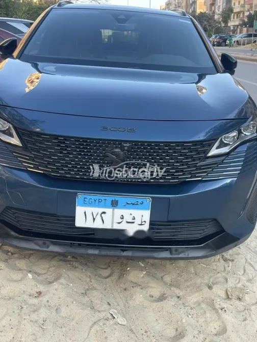 بيجو 3008 2021 أبيض مستعملة للبيع - 1