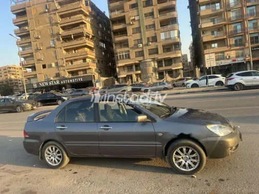 ميتسوبيشي لانسر 2007 بترولي مستعملة للبيع - 4