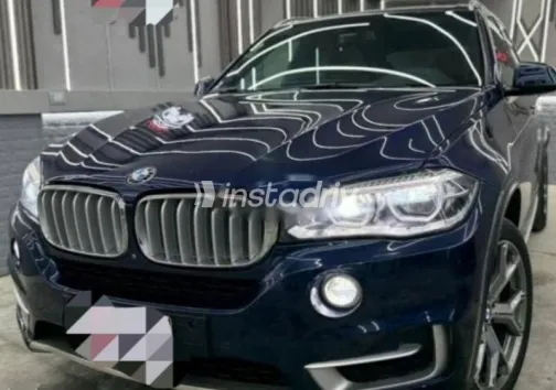 بي ام دبليو X5 M 2018 أزرق غامق مستعملة للبيع - 2