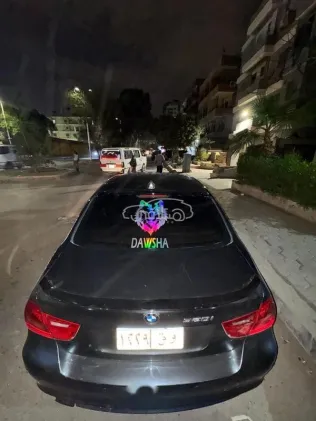 بي ام دبليو 318 2009 رمادي غامق مستعملة للبيع