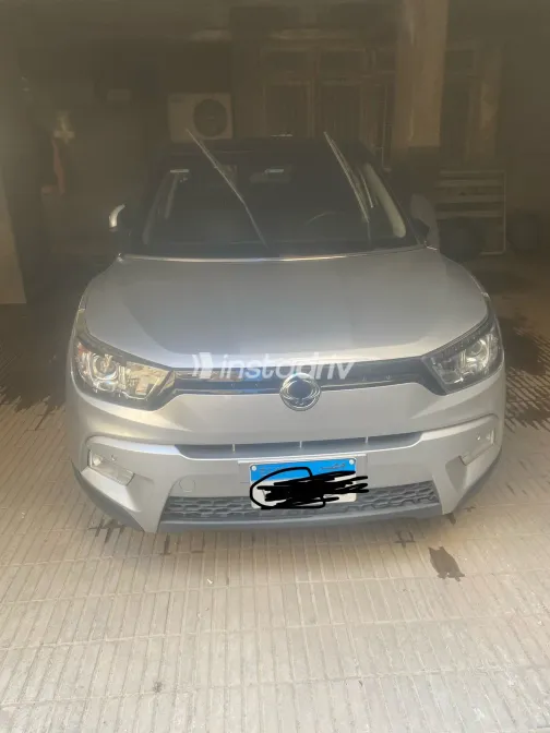 سانج يونج تيفولى 2017 أبيض مستعملة للبيع - 6