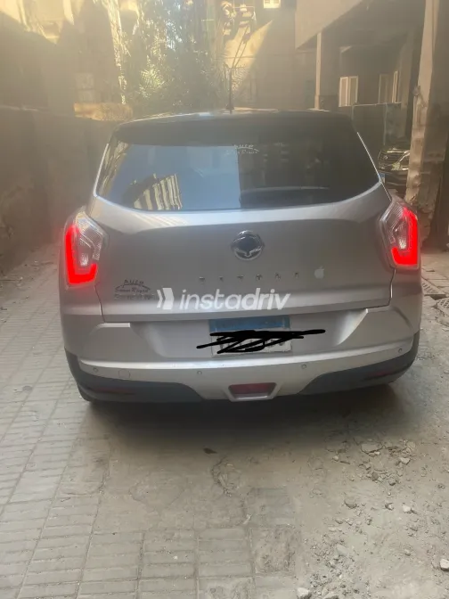 سانج يونج تيفولى 2017 أبيض مستعملة للبيع - 7