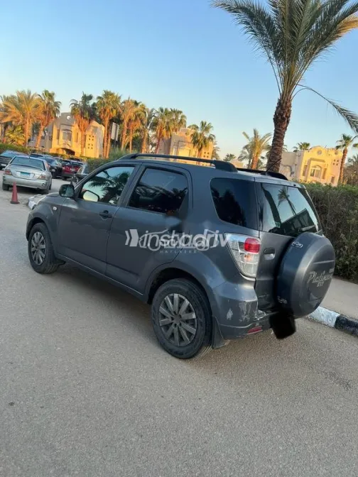 دايهاتسو تيريوس 2011 رمادي مستعملة للبيع - 3