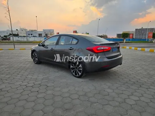 كيا سيراتو 2014 رمادي مستعملة للبيع - 4