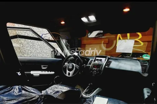 كيا سول 2012 رمادي غامق مستعملة للبيع - 5