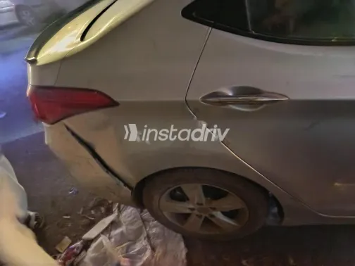 هيونداي إلنترا ام دى 2012 رمادي مستعملة للبيع - 1