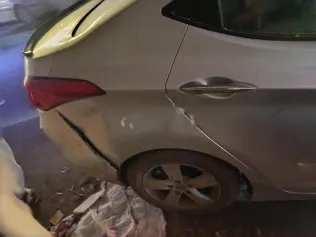 هيونداي إلنترا ام دى 2012 رمادي مستعملة للبيع