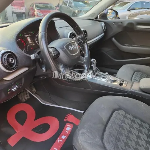 اودي A3 2016 أزرق غامق مستعملة للبيع - 4