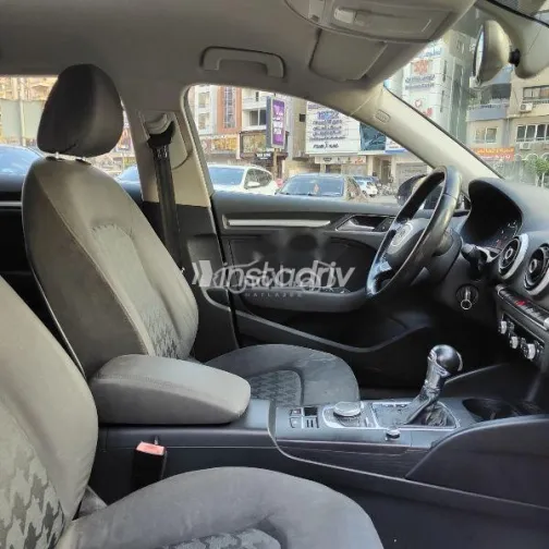 اودي A3 2016 أزرق غامق مستعملة للبيع - 7