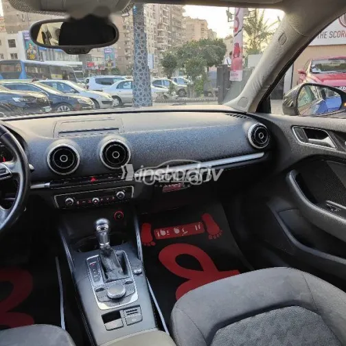 اودي A3 2016 أزرق غامق مستعملة للبيع - 9