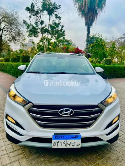 هيونداي توسان تربو GDI 2019 أبيض مستعملة للبيع - 1