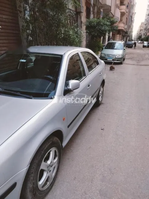 سكودا اوكتافيا A4 1998 فضي مستعملة للبيع - 5