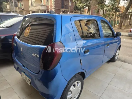 سوزوكى التو 2022 أزرق غامق مستعملة للبيع - 4