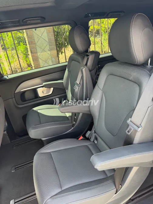 مرسيدس 300 2025 أبيض مستعملة للبيع - 4