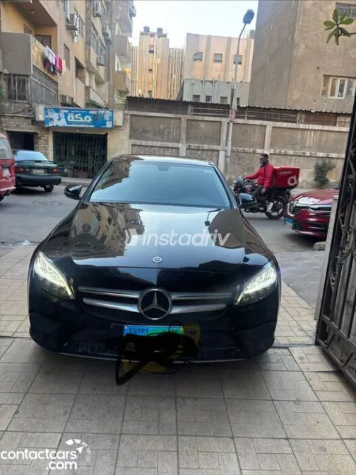 مرسيدس C 180 2019 أبيض مستعملة للبيع - 2