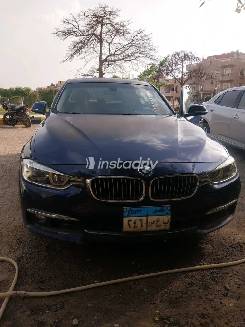 بي ام دبليو 318 2019 أبيض مستعملة للبيع - 2