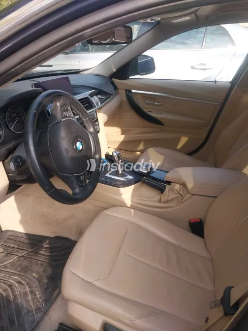 بي ام دبليو 318 2019 أبيض مستعملة للبيع - 4