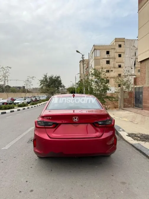 Honda City 2021 Red Used for Sale - 8
