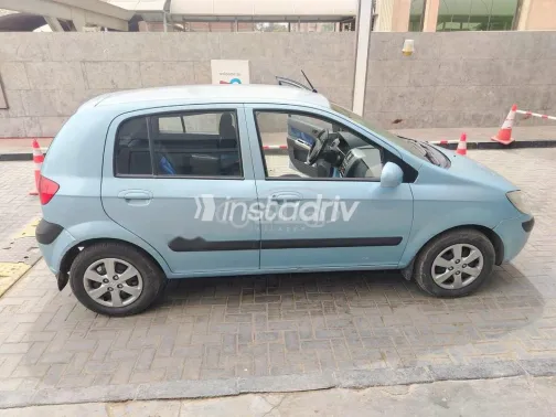 هيونداي جيتز 2009 أزرق غامق مستعملة للبيع - 3