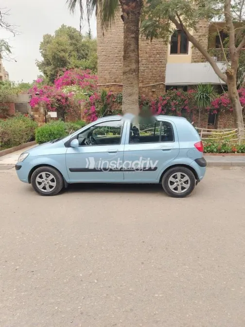 هيونداي جيتز 2009 أزرق غامق مستعملة للبيع - 5